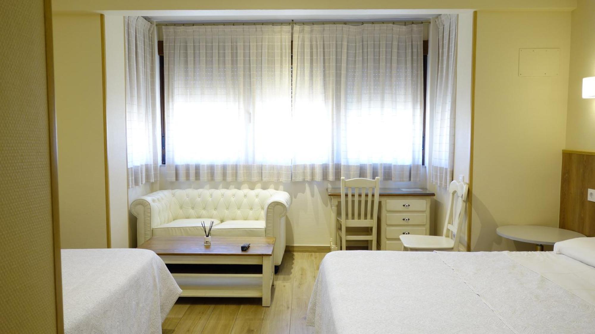Tripolis Toledo Hotell Exteriör bild