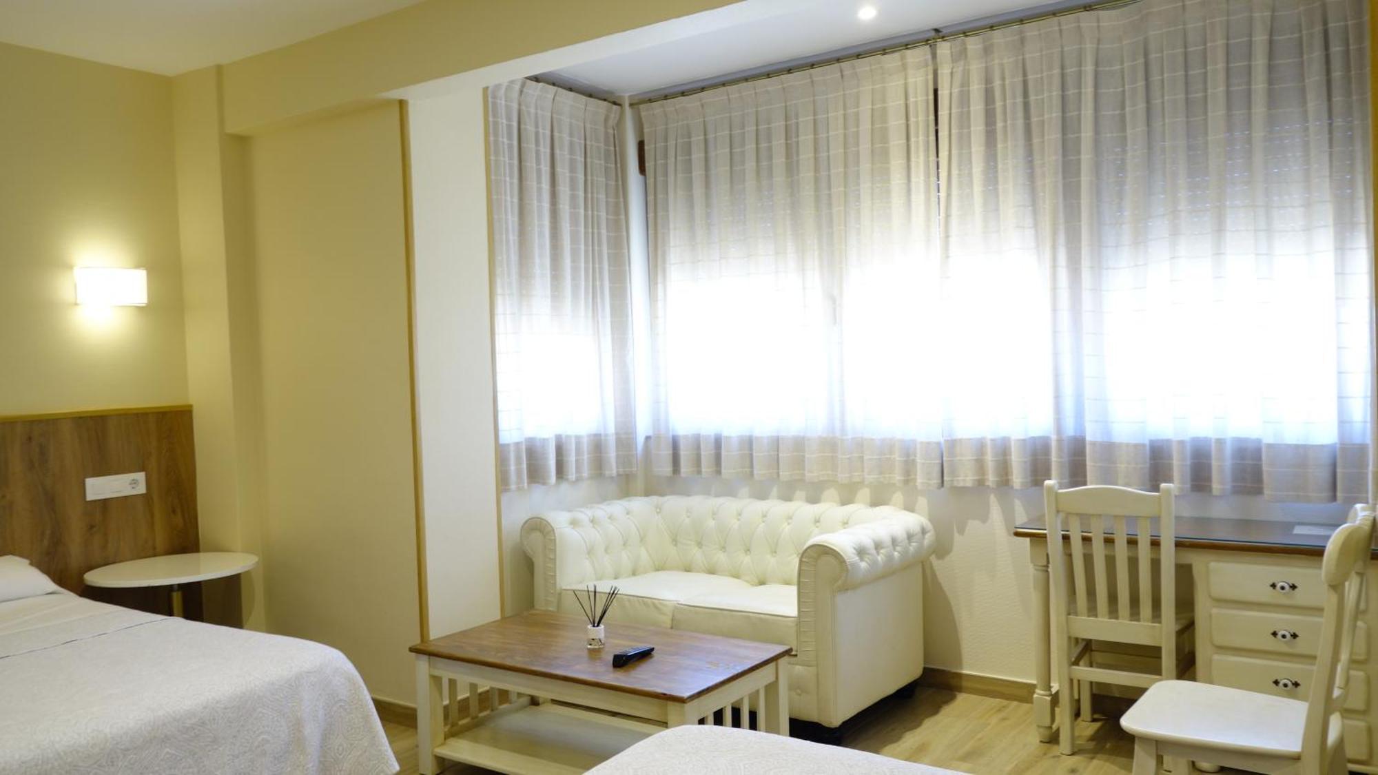 Tripolis Toledo Hotell Exteriör bild