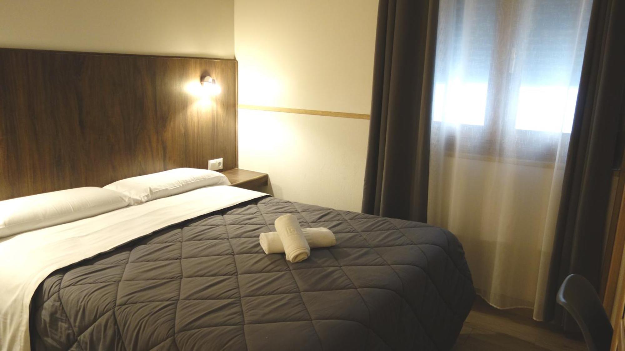 Tripolis Toledo Hotell Exteriör bild